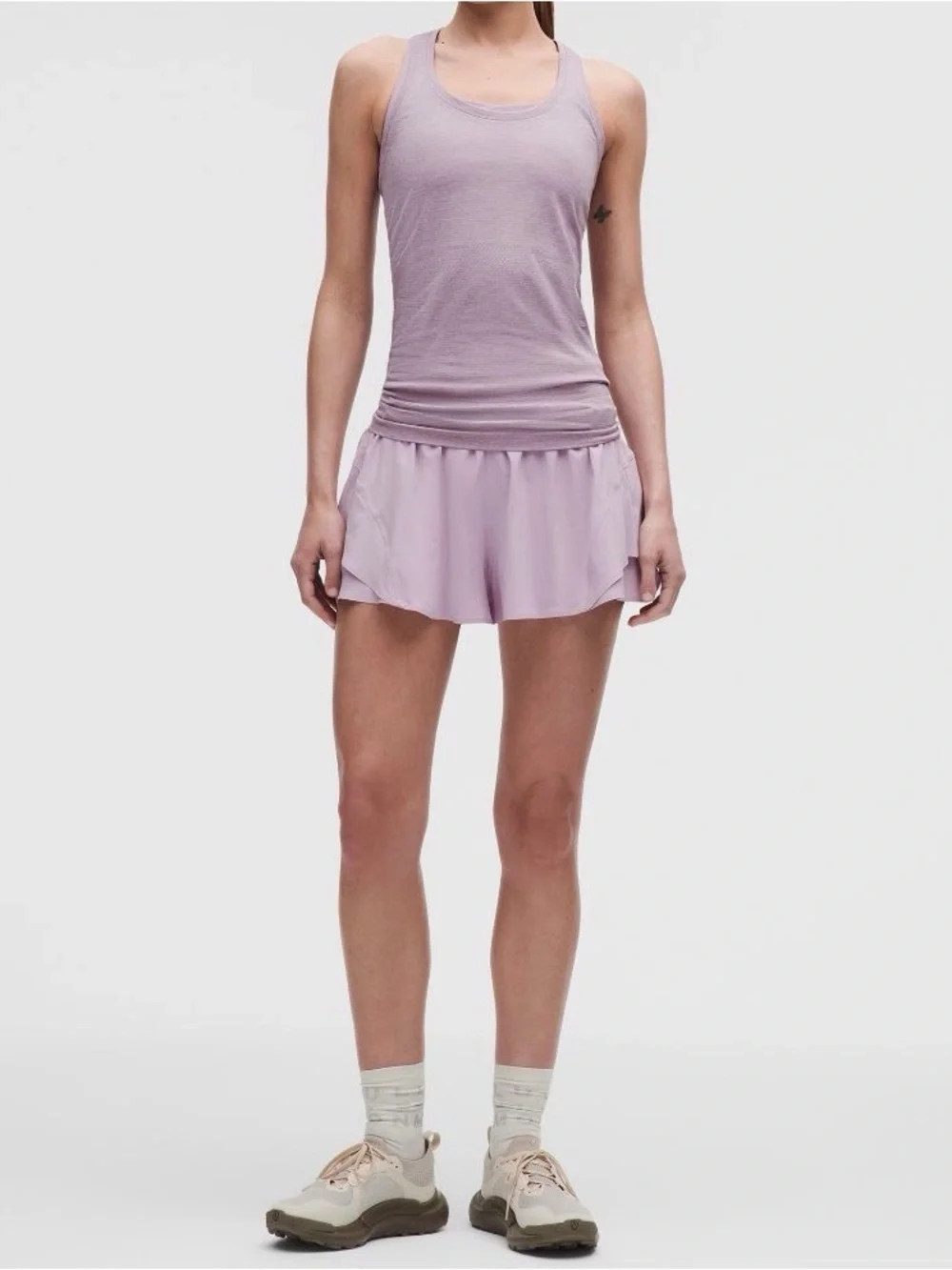 Lululemon - Shake It Out High Rise Run Short 2.5” - Size XL - NWT